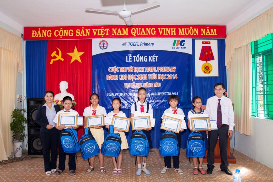 Ba Ria – Vung Tau: Award Ceremony of TOEFL Primary Challenge 20014