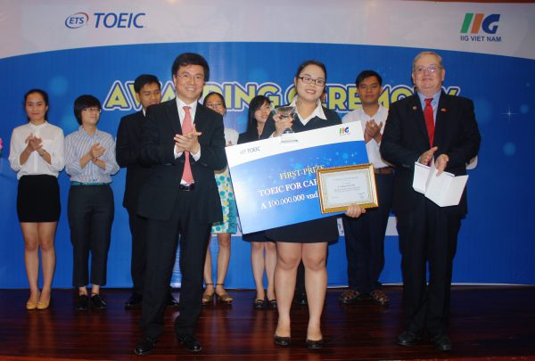 Tuyên dương thí sinh đạt giải TOEIC For Career 2015