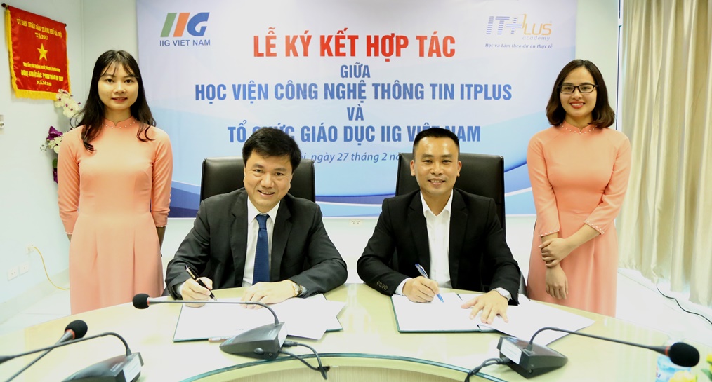 Học viện Công nghệ Thông tin IT Plus quyết tâm áp dụng chuẩn đầu ra Tiếng Anh và Tin học bằng bài thi quốc tế TOEIC và MOS/IC3/ACA cho học viên