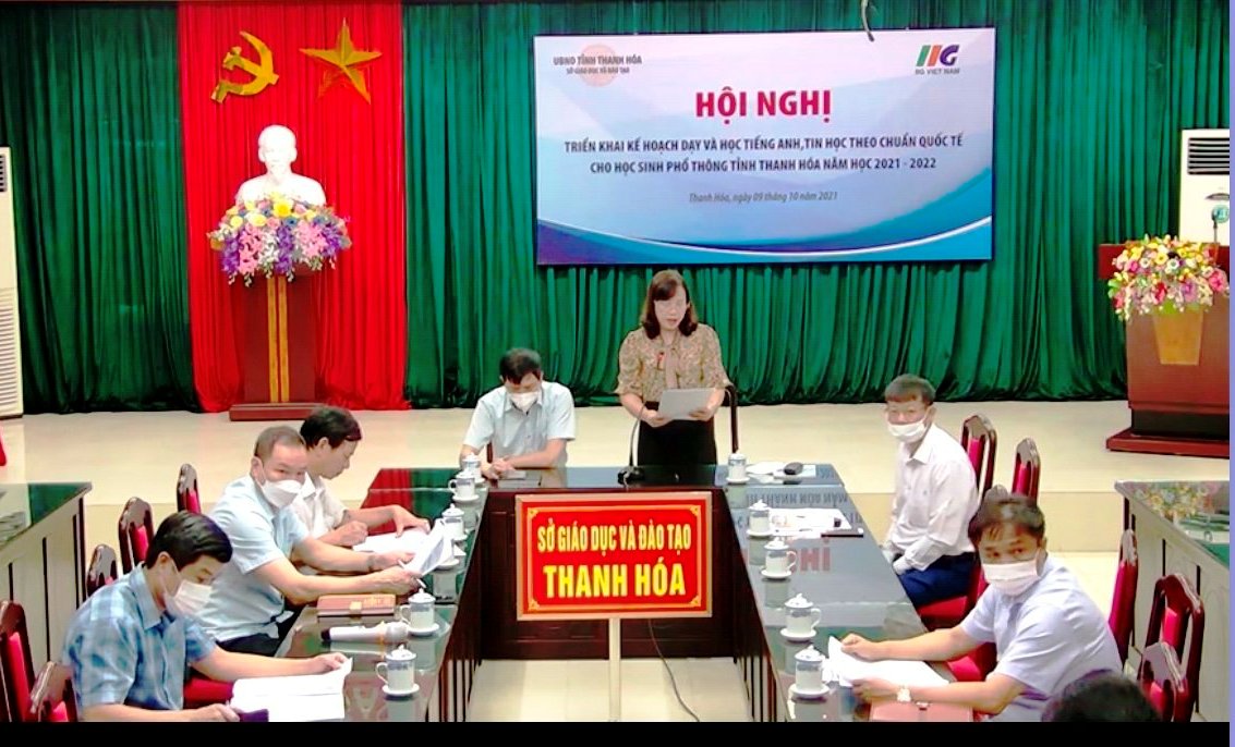 Thanh Hoa Department of Education and Training in comprehensive cooperation with IIG Vietnam to enhance the quality of English language and computer skill teaching and learning