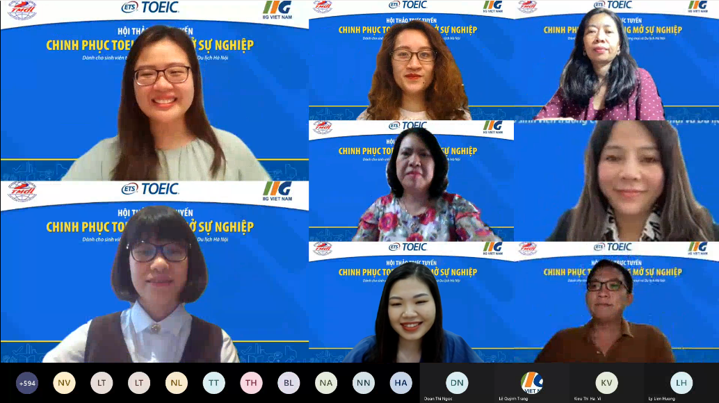 Sinh viên Cao đẳng Thương mại và Du lịch Hà Nội hào hứng tìm hiểu chứng chỉ TOEIC để phát triển sự nghiệp