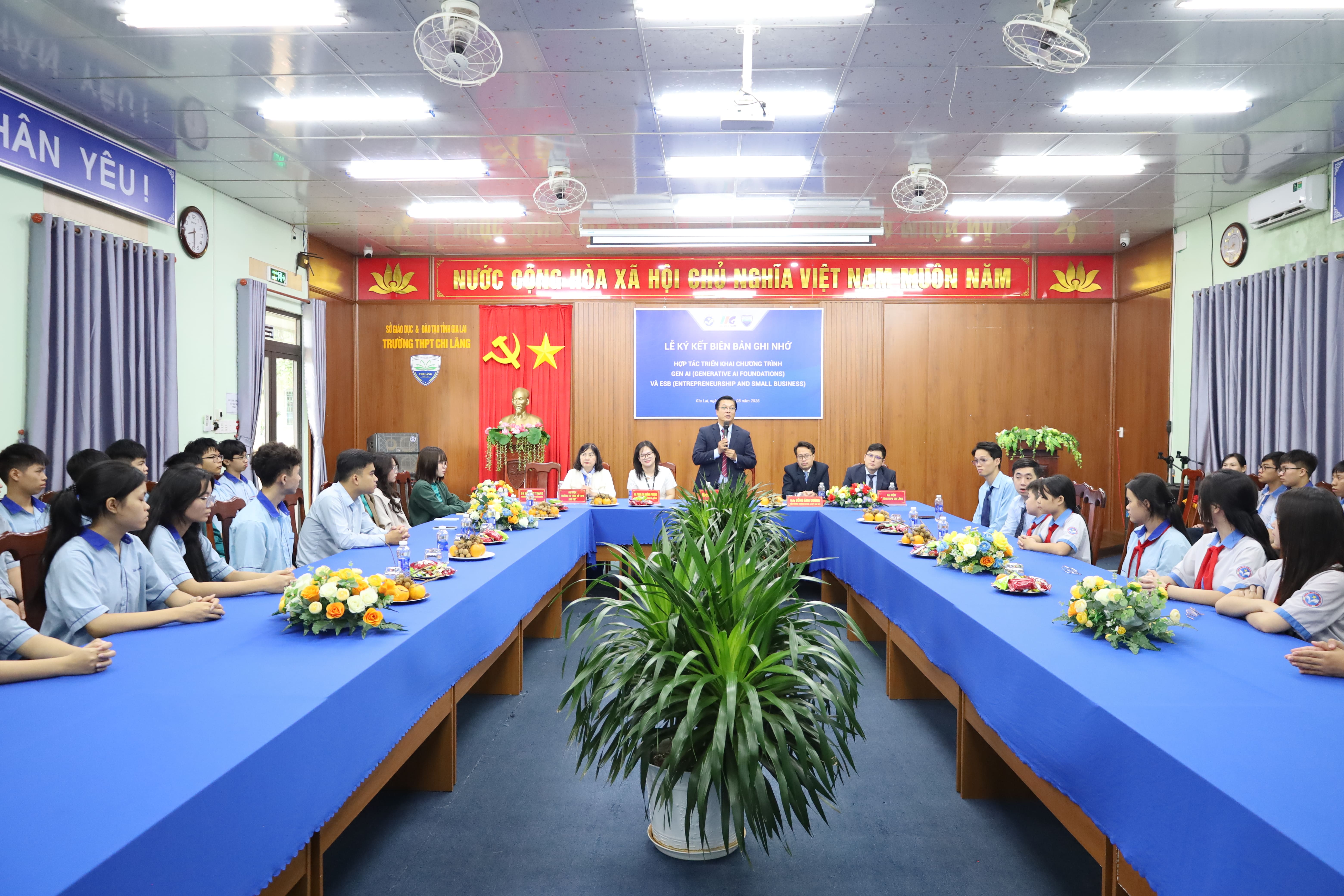 IIG Việt Nam ký kết hợp tác với Trường THPT Chi Lăng và Trường Tiểu học, THCS, THPT Sao Việt, triển khai chương trình GenAI và ESB cho học sinh các cấp