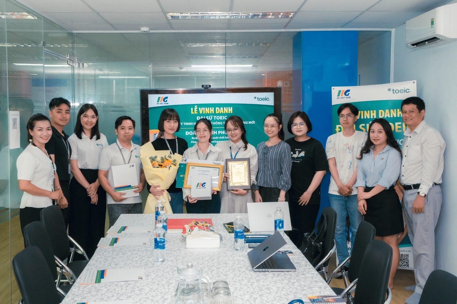 Vinh danh Đại sứ TOEIC Công ty TNHH Hệ thống Thông tin Đại Dương Mới (New Ocean)